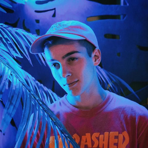 贱奴sao货扇得烂你sb微博
